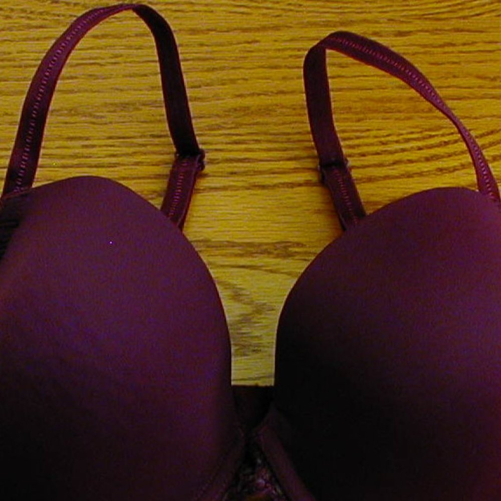B.tempt'd by Wacoal Tied in Dots T-Shirt Bra 32DD